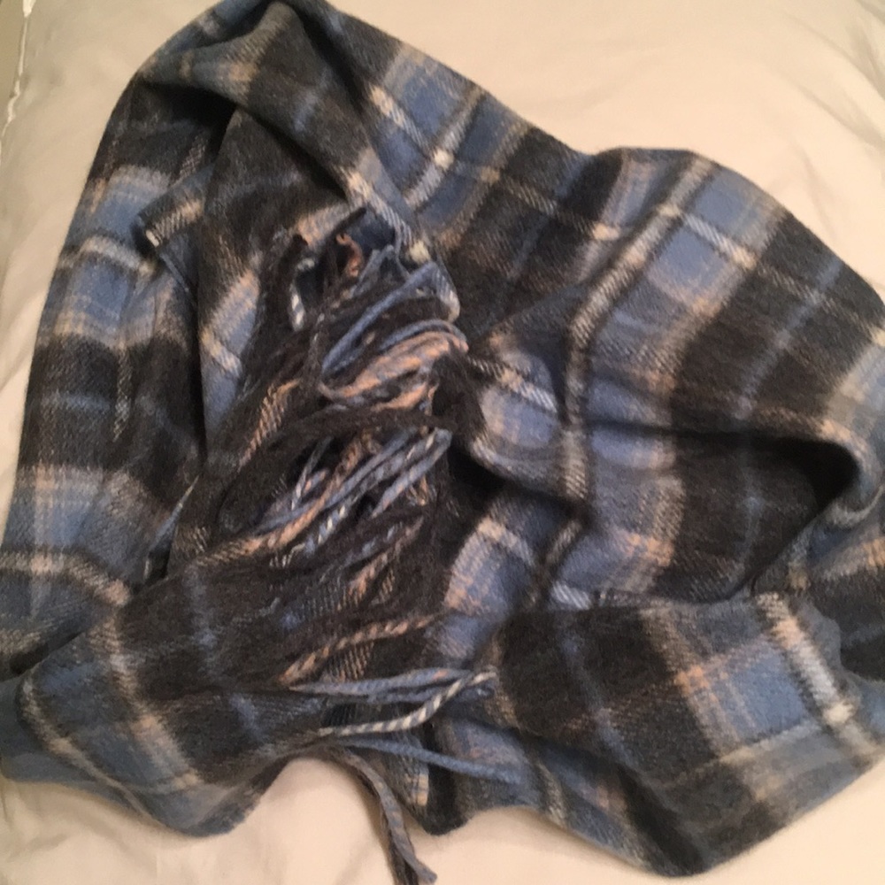 Blue and grey cashmere scarf